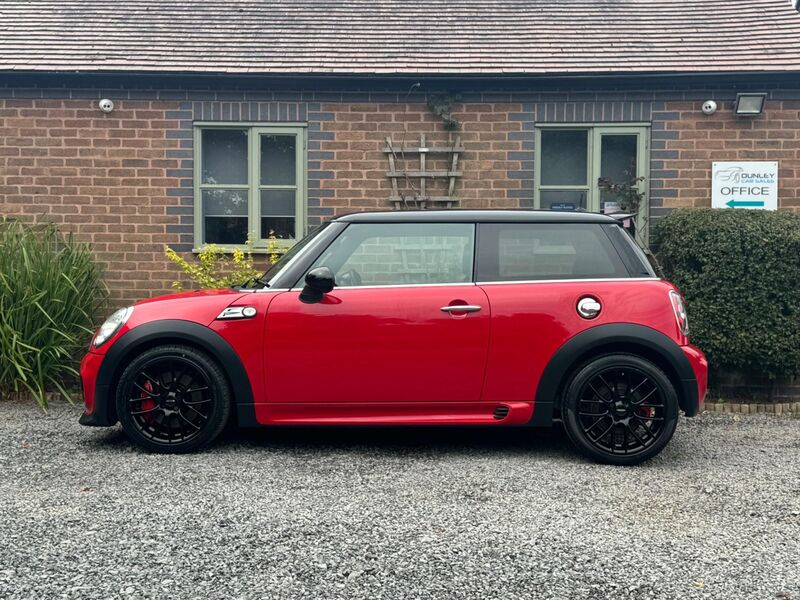 MINI HATCH 1.6 John Cooper Works Euro 5 3dr 2010