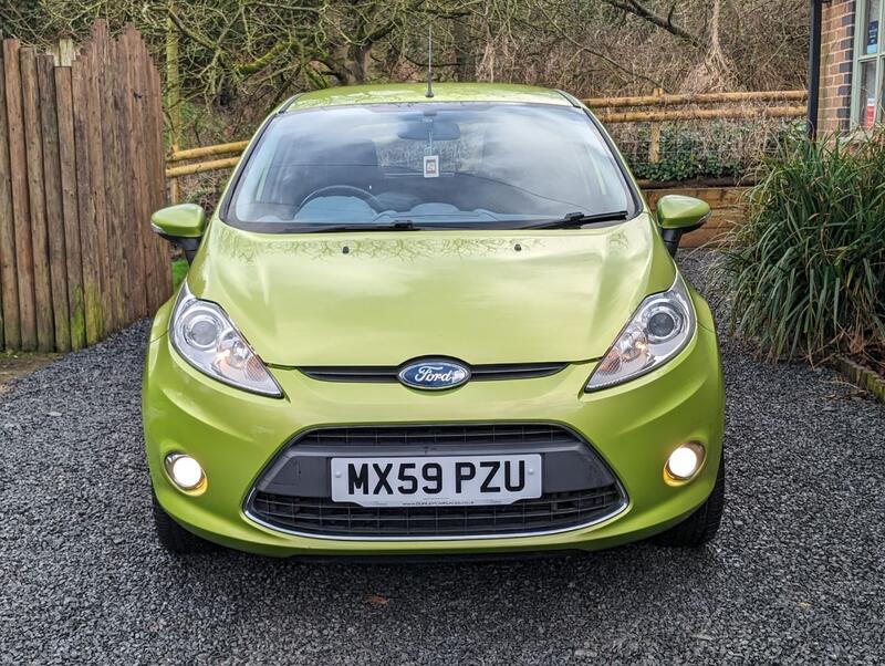 FORD FIESTA 1.25 Zetec 5dr 2010