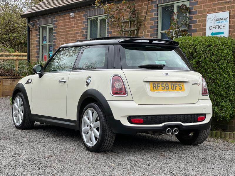 MINI HATCH 1.6 Cooper S Euro 5 3dr 2009