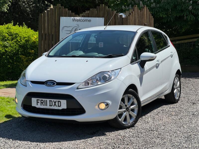 FORD FIESTA 1.4 Zetec 5dr 2011