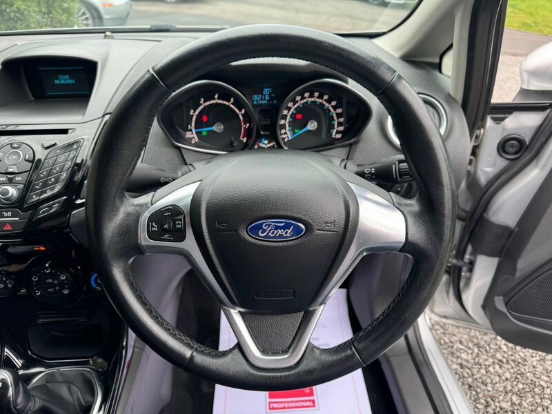 FORD FIESTA 1.25 Zetec Euro 6 3dr 2015