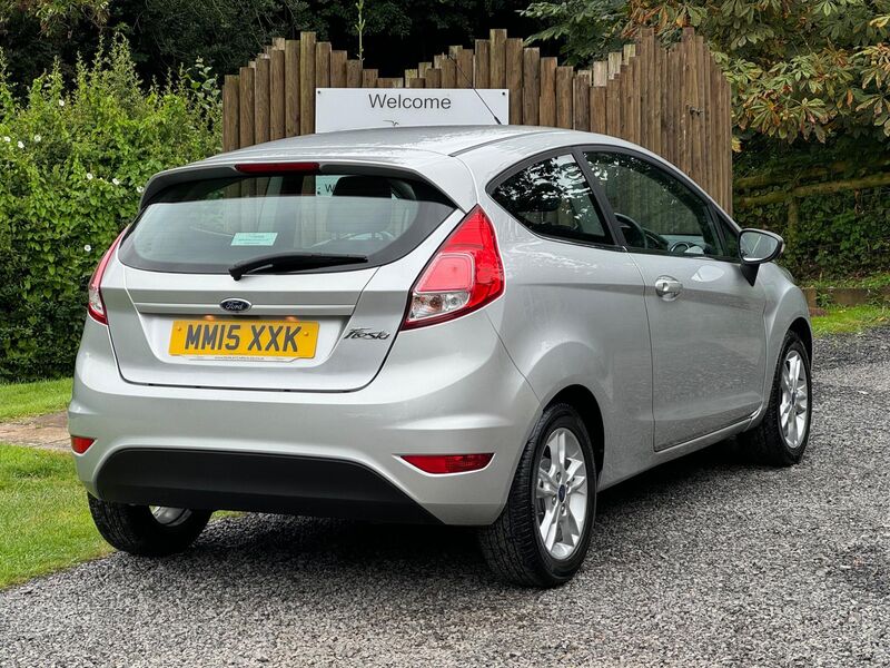 FORD FIESTA 1.25 Zetec Euro 6 3dr 2015