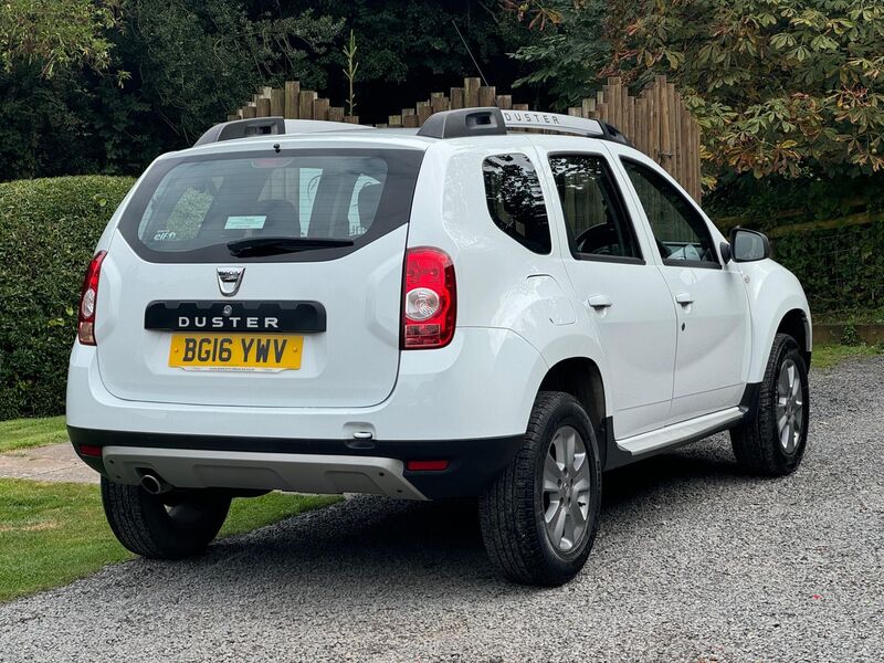 DACIA DUSTER 1.5 dCi Laureate Euro 6 (s/s) 5dr 2016