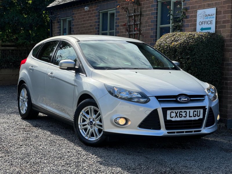 FORD FOCUS 1.0T EcoBoost Titanium Euro 5 (s/s) 5dr 2013