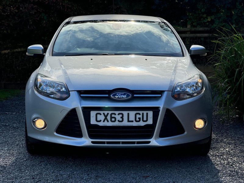 FORD FOCUS 1.0T EcoBoost Titanium Euro 5 (s/s) 5dr 2013