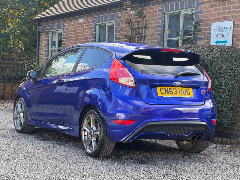 FORD FIESTA 1.6T EcoBoost ST-2 Euro 5 3dr 2013