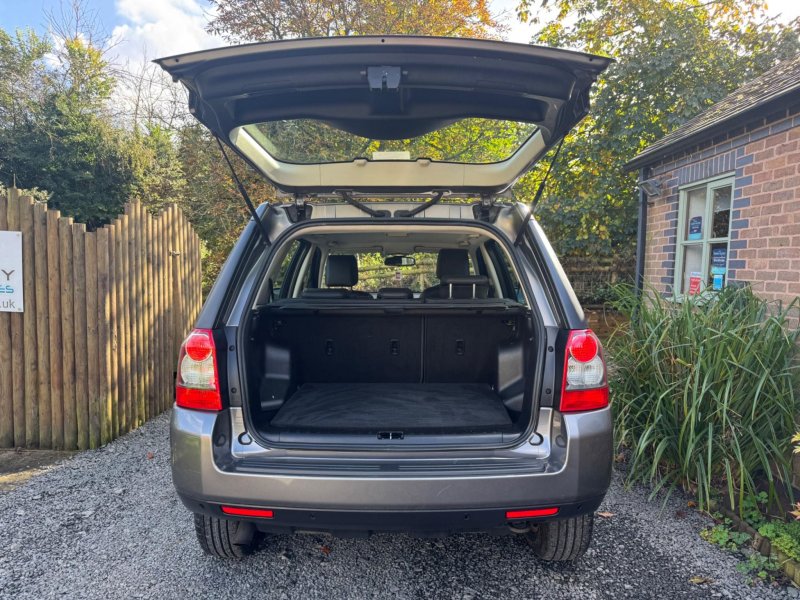 LAND ROVER FREELANDER 2 2.2 TD4 XS Auto 4WD Euro 4 5dr 2009