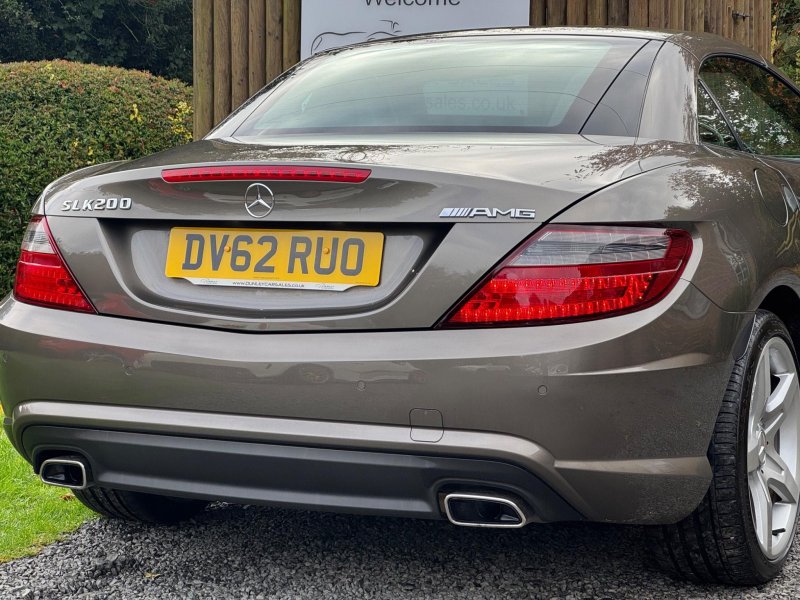 MERCEDES-BENZ SLK 1.8 SLK200 BlueEfficiency AMG Sport G-Tronic+ Euro 5 (s/s) 2dr 2012