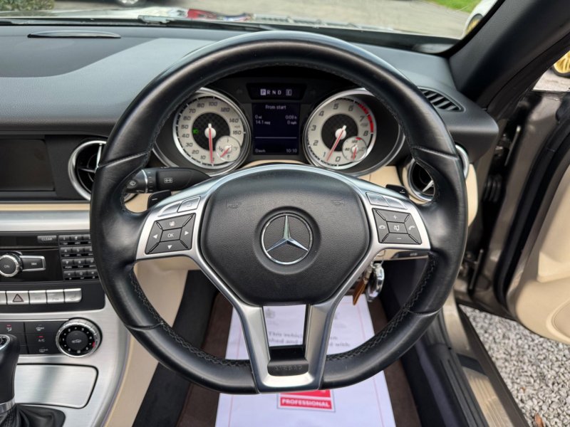 MERCEDES-BENZ SLK 1.8 SLK200 BlueEfficiency AMG Sport G-Tronic+ Euro 5 (s/s) 2dr 2012