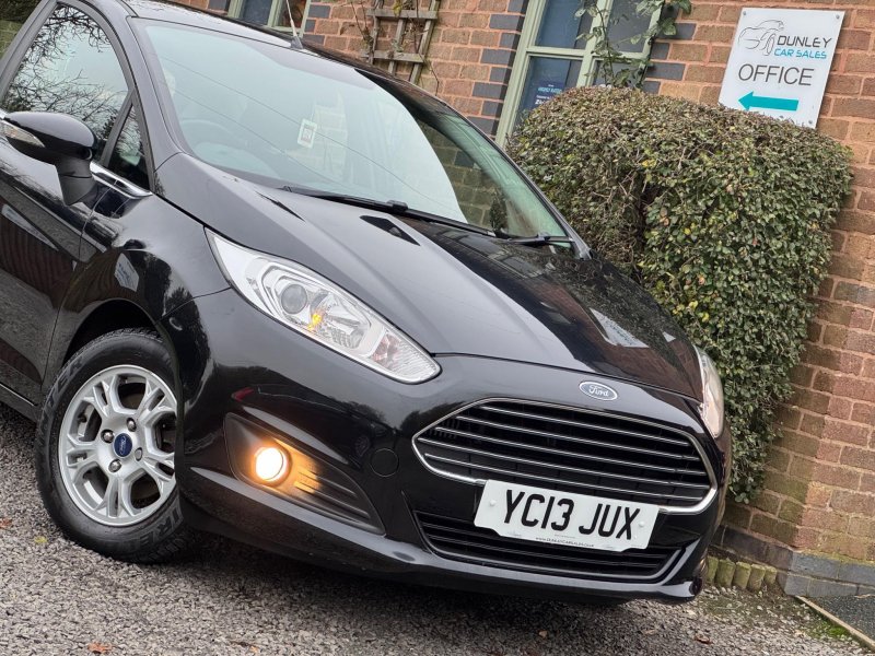 FORD FIESTA 1.6 TDCi ECOnetic Zetec Euro 5 (s/s) 5dr 2013