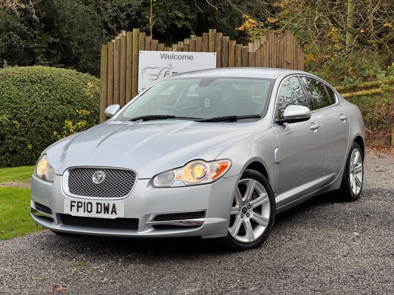 JAGUAR XF 3.0d V6 Luxury Auto Euro 5 4dr 2010