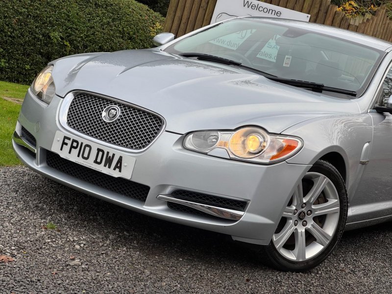 JAGUAR XF 3.0d V6 Luxury Auto Euro 5 4dr 2010