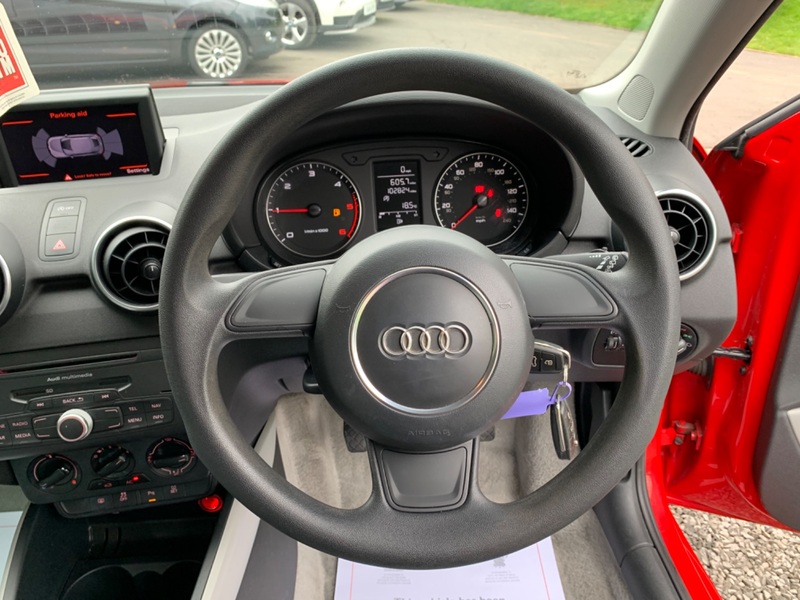 AUDI A1 1.6 TDI SE Euro 5 ss 3dr 2013