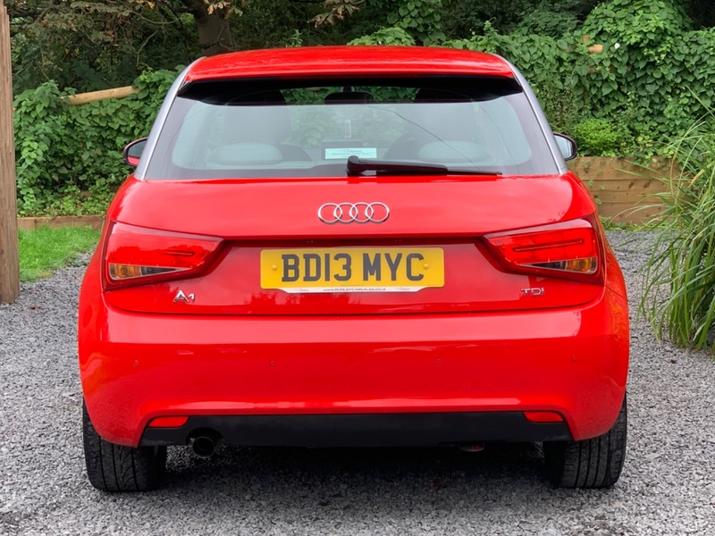 AUDI A1 1.6 TDI SE Euro 5 ss 3dr 2013