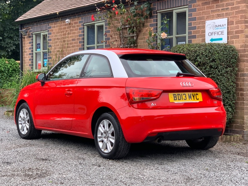 AUDI A1 1.6 TDI SE Euro 5 ss 3dr 2013